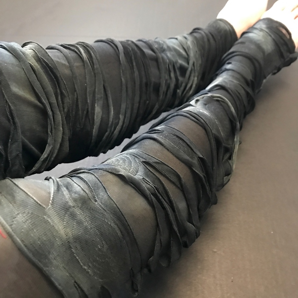 Gray Mummy Leg Warmers Bandage Knee Socks Wrap Up Black Thigh Highs Zombie Goth - Picture 7 of 9